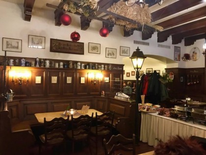 照片: Zur Laterne